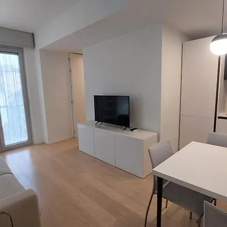 Apartament Design In Porta Venezia - Mediolan